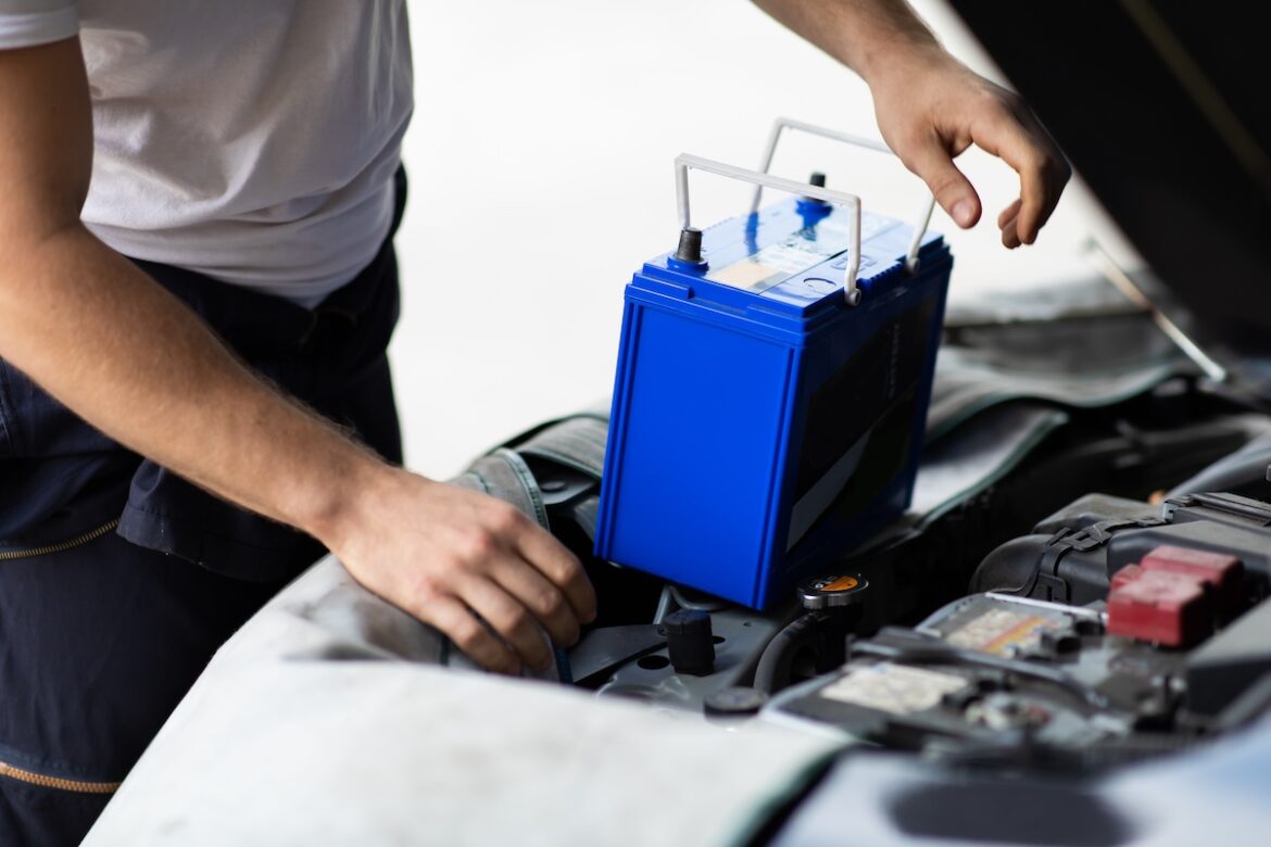 How Long Does a Car Battery Last in the UK? Signs to Watch Before It Fails